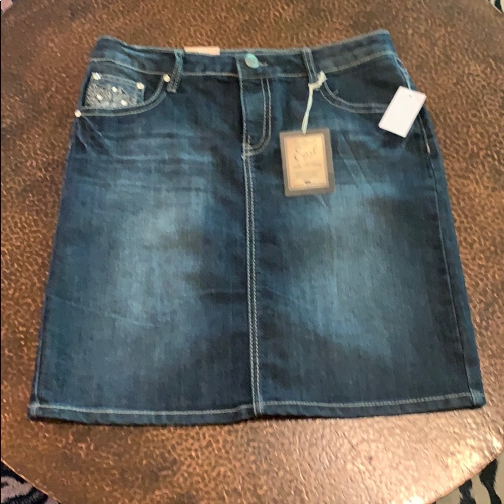 Authentic Earl Jean skirt NWT crystal accents !!!